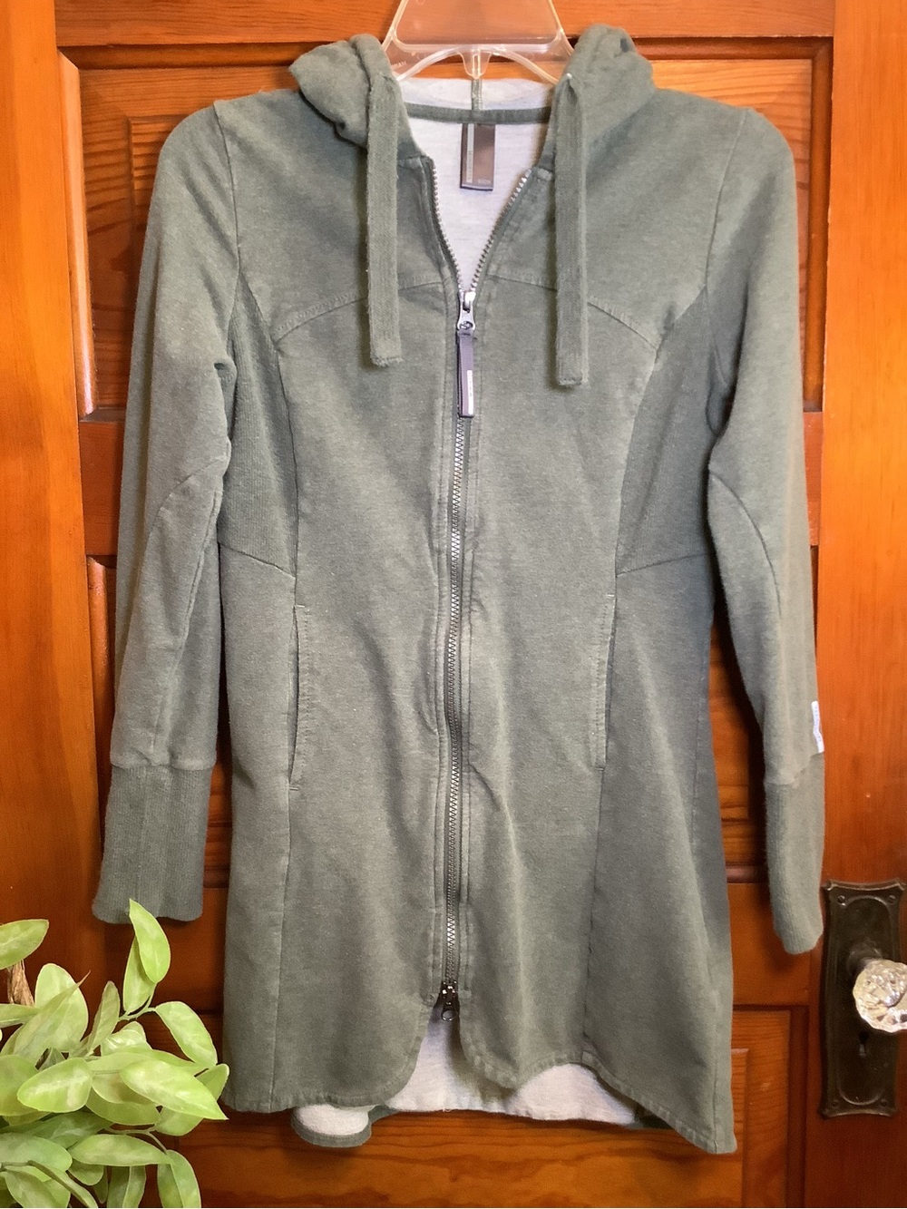 Mondetta Olive Green Hooded Long Zip Jacket S Pockets